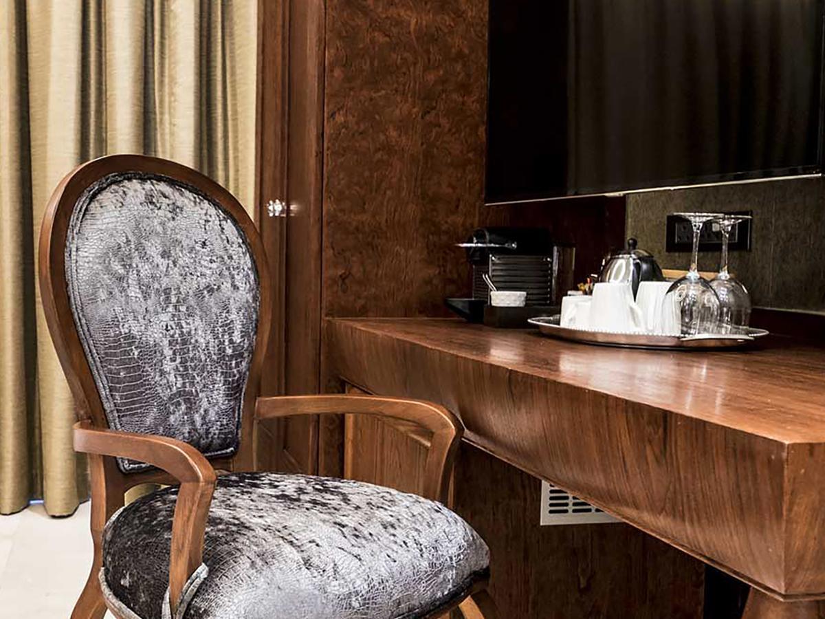 Anne Hotel 4*